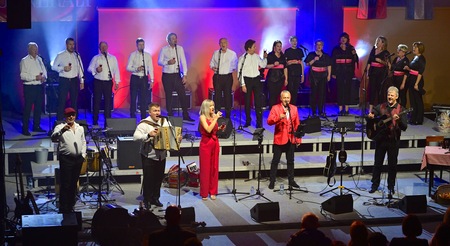 Dupljak, Prtifarci, Ženska klapa Vejanke