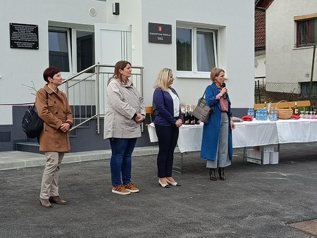 1c43a4c5-c509-4b8b-8b2f-ad3152252ad3